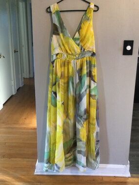 White House Black Market Summer Sleeveless Maxi Yellow/Green Dress, NWT